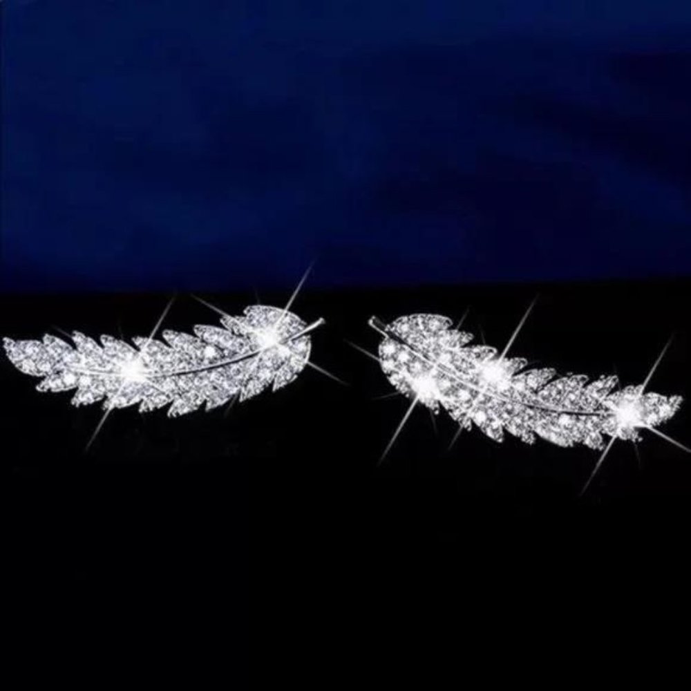 NEW DIAMOND 925 STERLING SILVER LEAF EARRINGS, BEAUTIFUL EARRINGS, CUTE EARRINGS - Picture 4 of 5